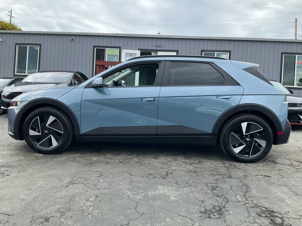 Used 2025 Hyundai Ioniq 5 SEL image 5