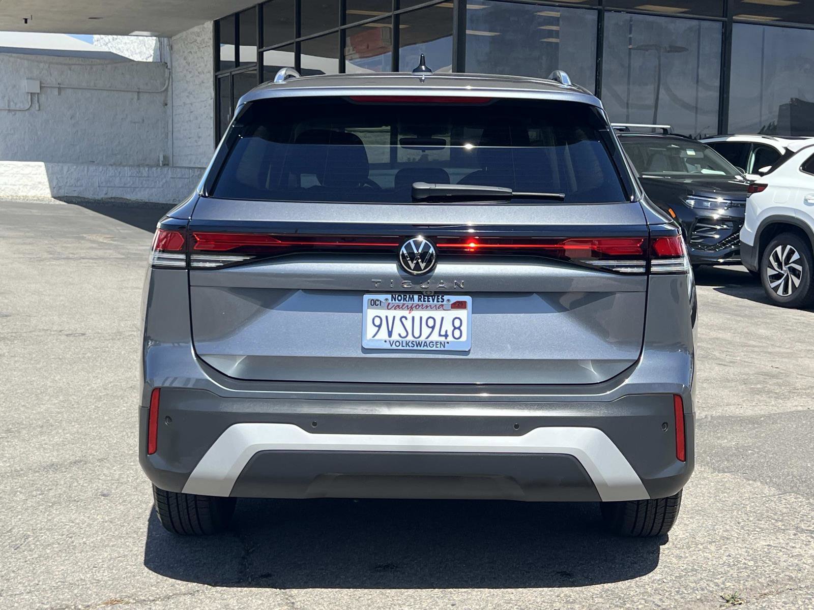 Certified 2025 Volkswagen Tiguan S FWD image 24