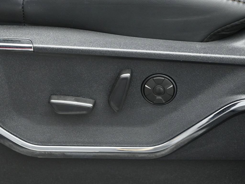 Used 2024 Ford F250 Platinum image 10