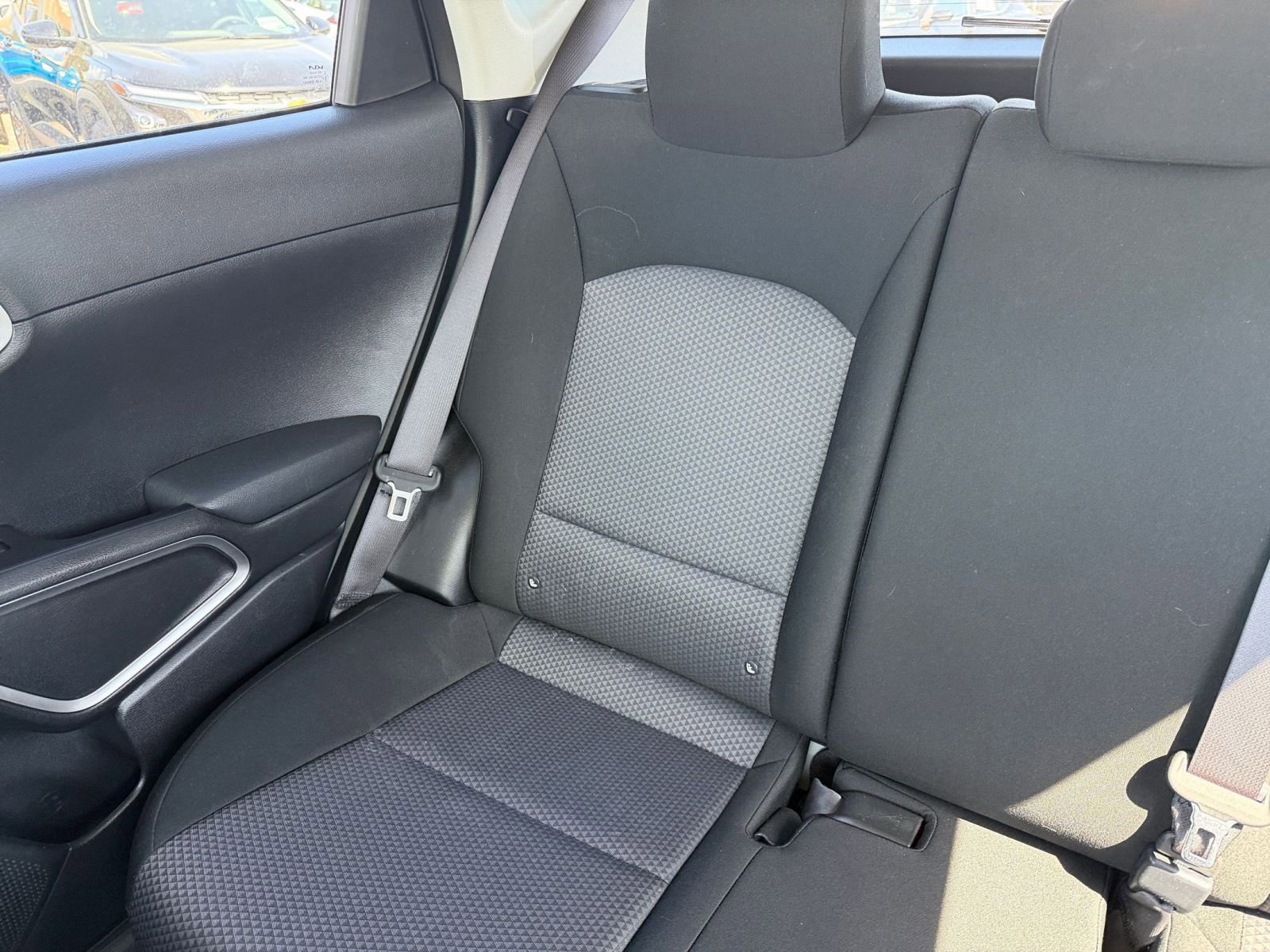 Used 2025 Kia Soul LX w/ LX Technology Package image 37