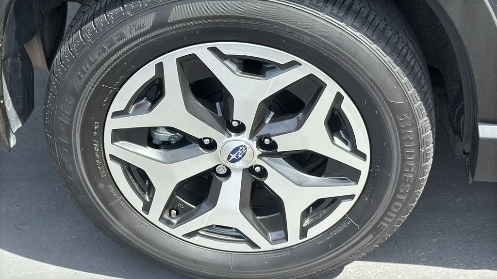 Certified 2024 Subaru Forester Premium AWD/4WD image 11