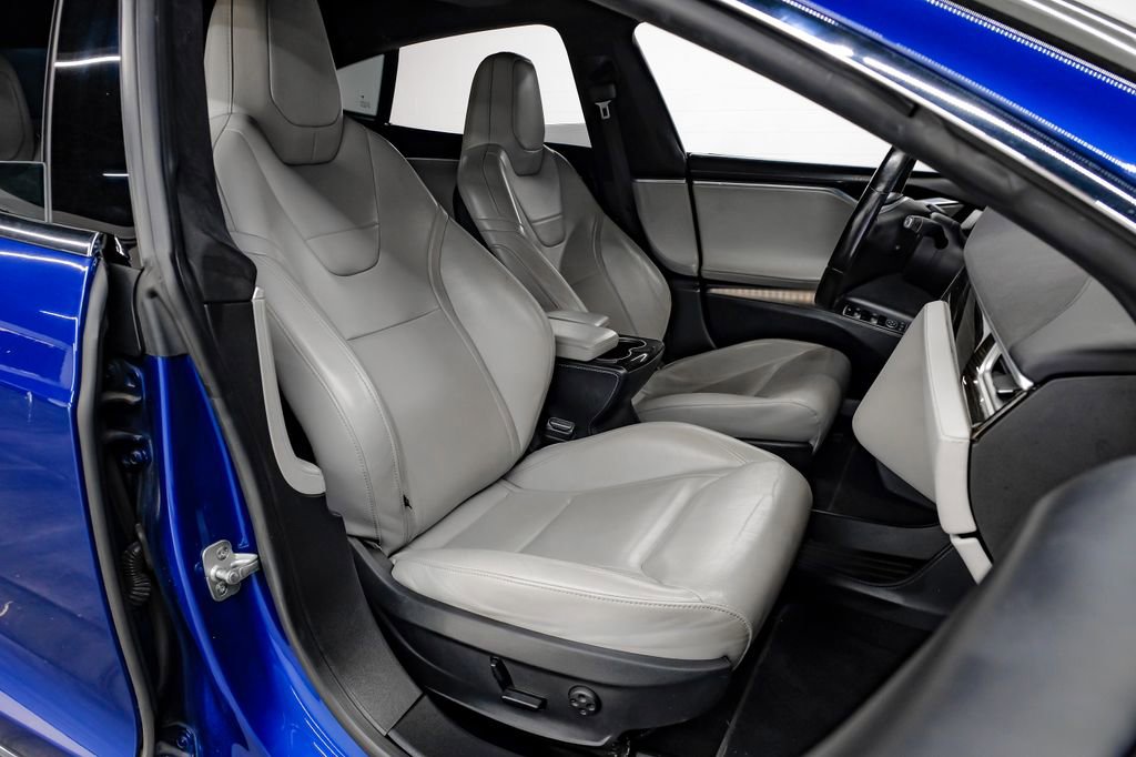 Used 2016 Tesla Model S 70 image 39