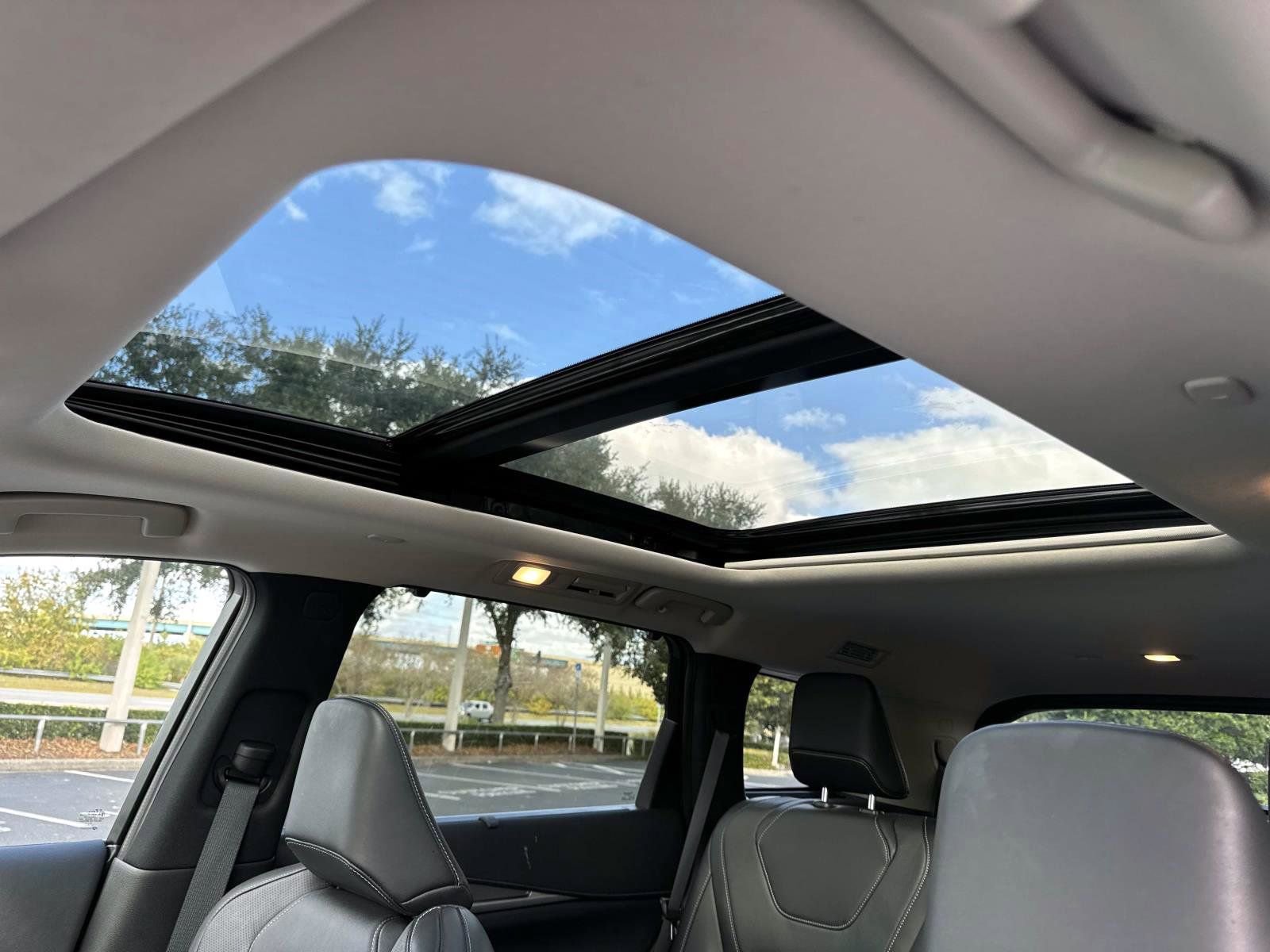 Used 2025 INFINITI QX60 Luxe image 29