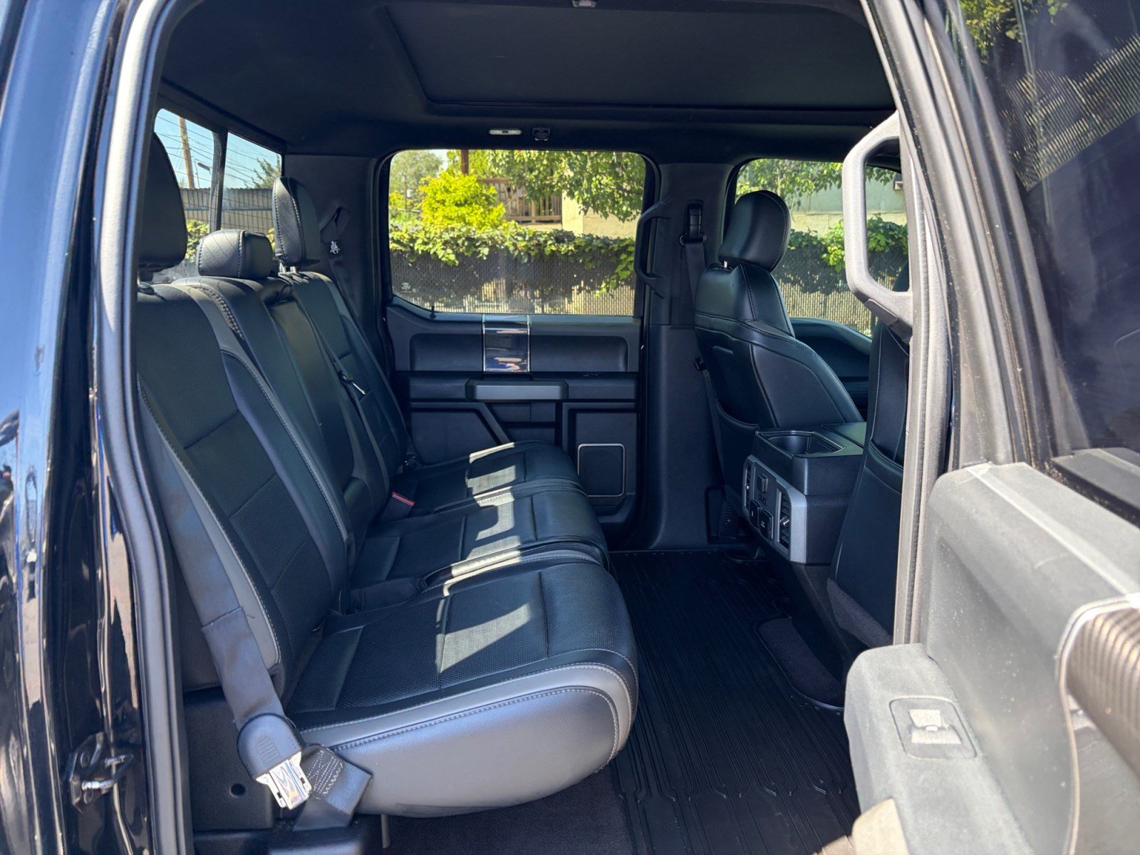 Used 2018 Ford F150 Raptor w/ Equipment Group 802A Luxury AWD/4WD image 16