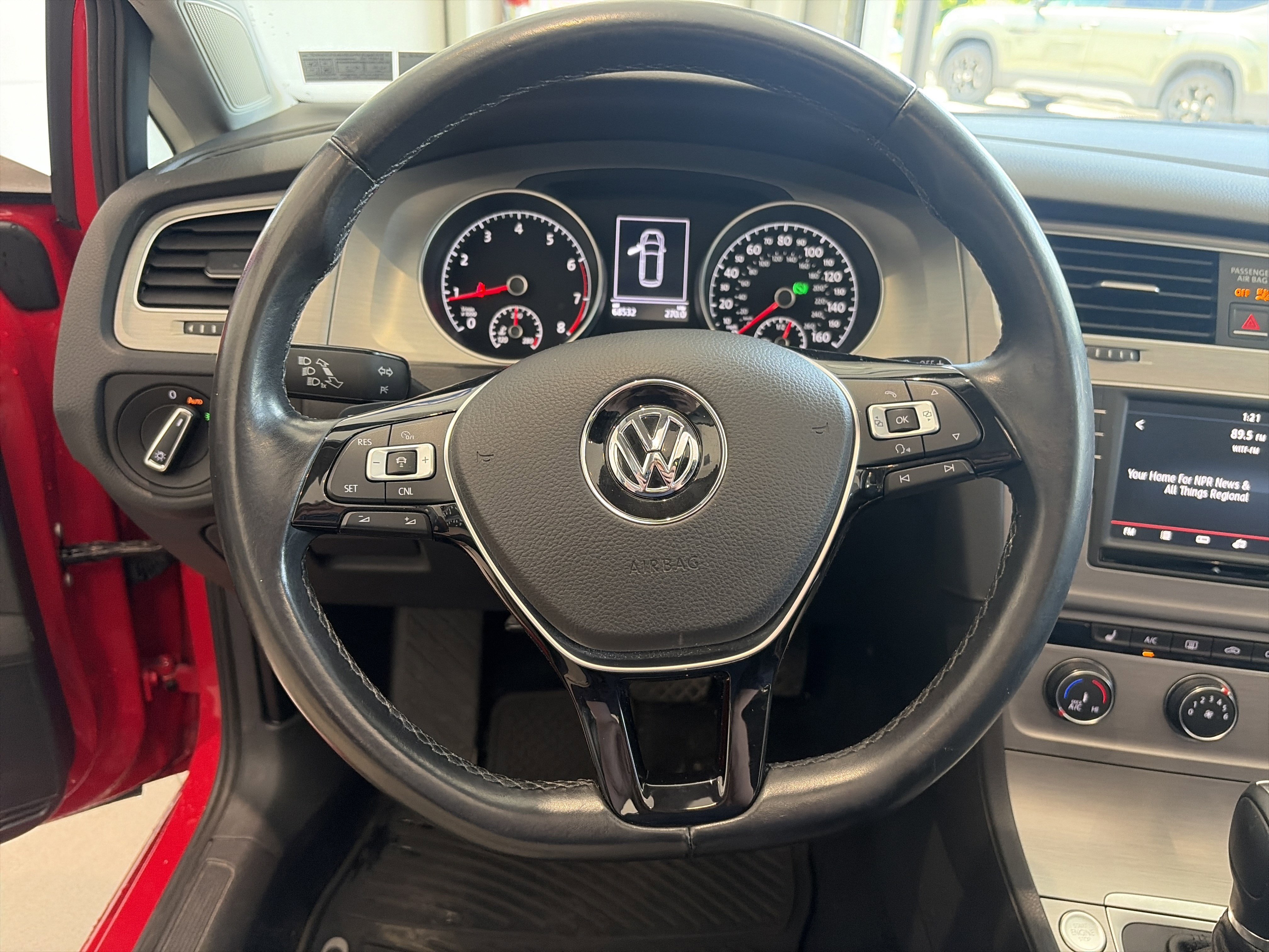 Used 2016 Volkswagen Golf Limited Edition FWD image 35