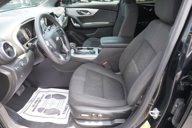 Used 2022 Chevrolet Blazer LT FWD image 9