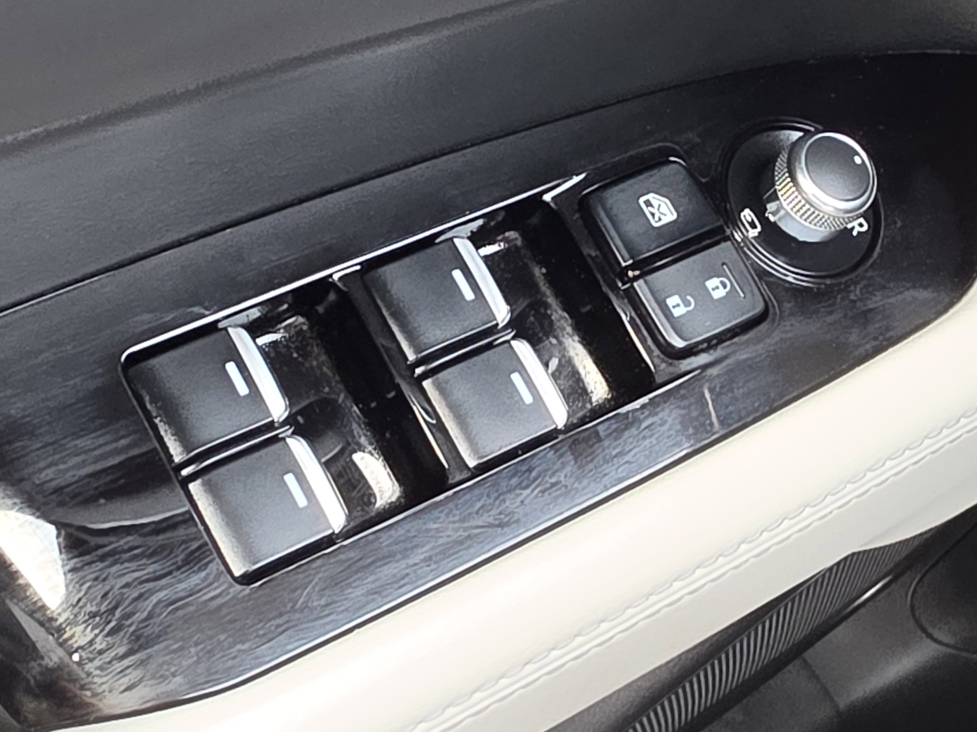 Certified 2025 MAZDA CX-5 AWD 2.5 S w/ Premium Plus Pkg image 12
