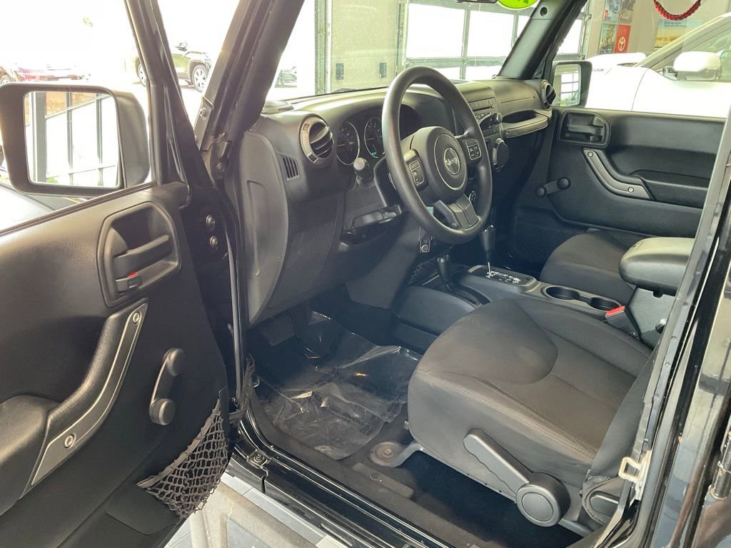 Used 2016 Jeep Wrangler Unlimited Sport image 9