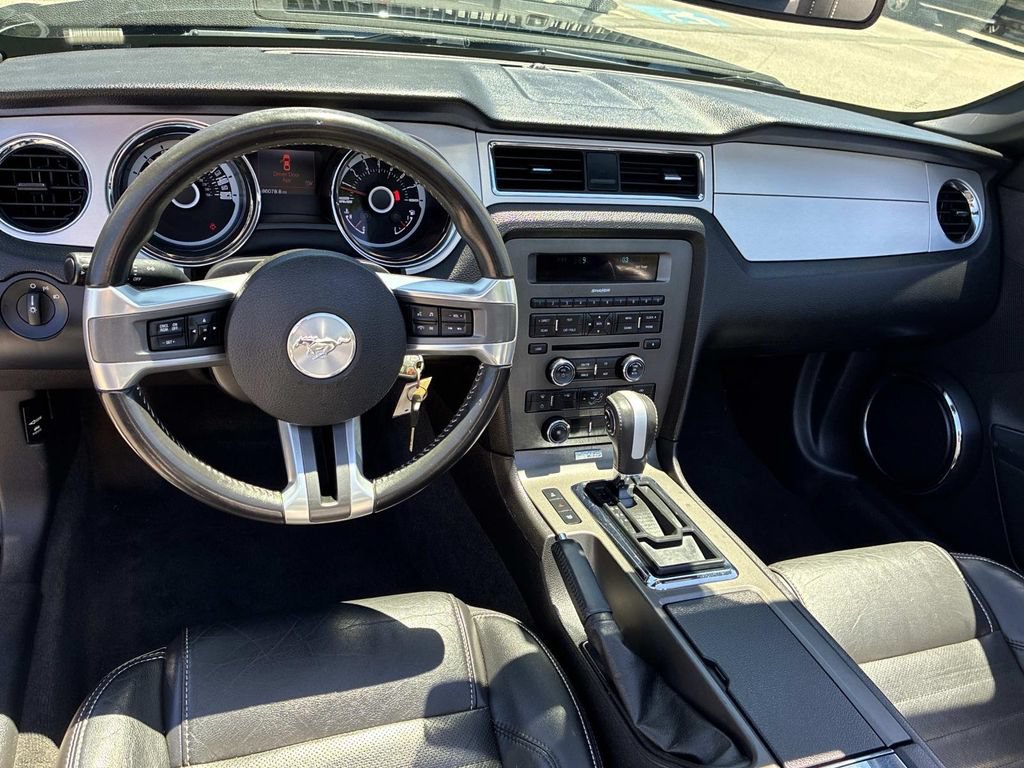 Used 2013 Ford Mustang Premium RWD image 16