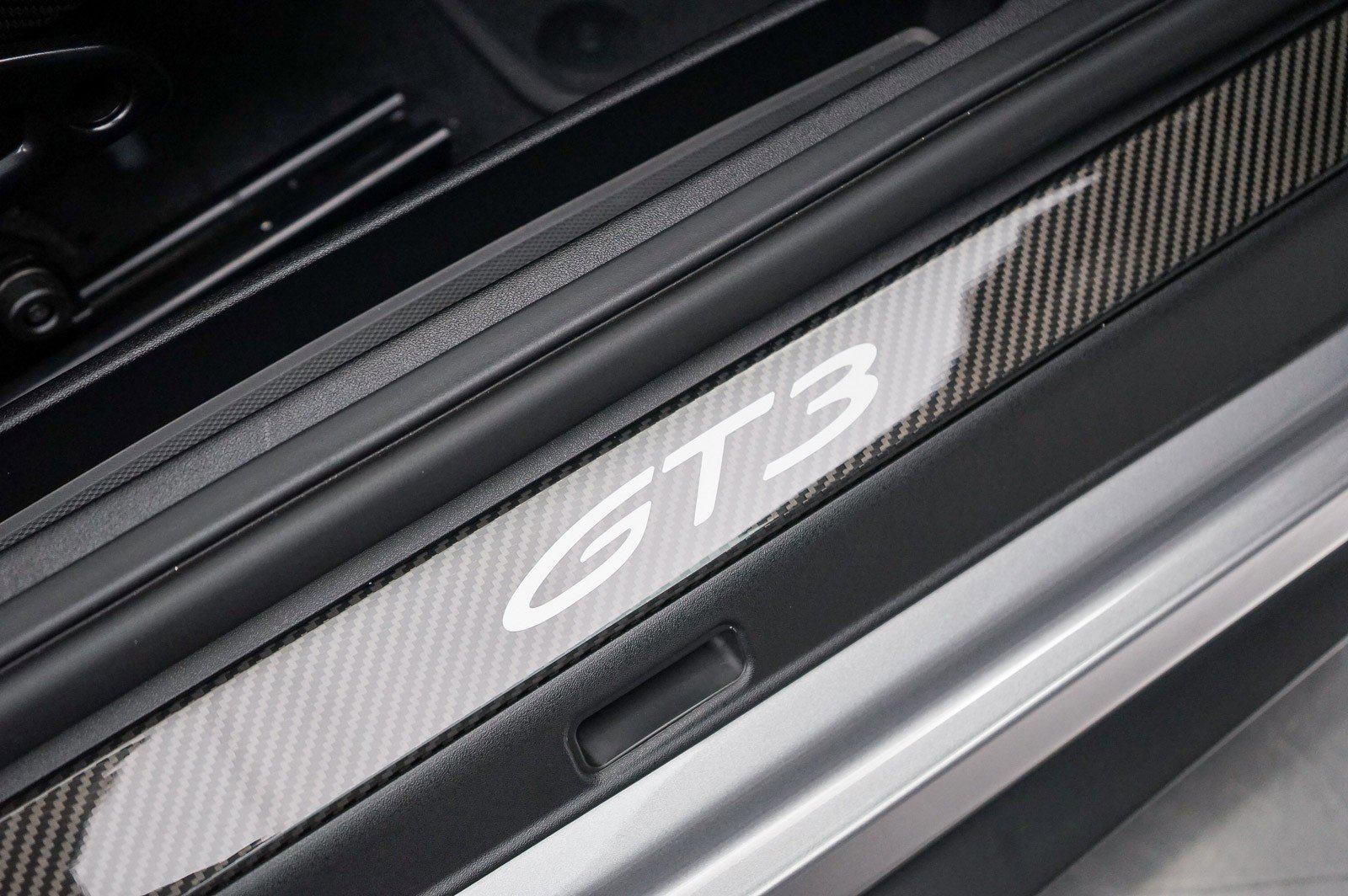 Used 2022 Porsche 911 GT3 RWD image 25