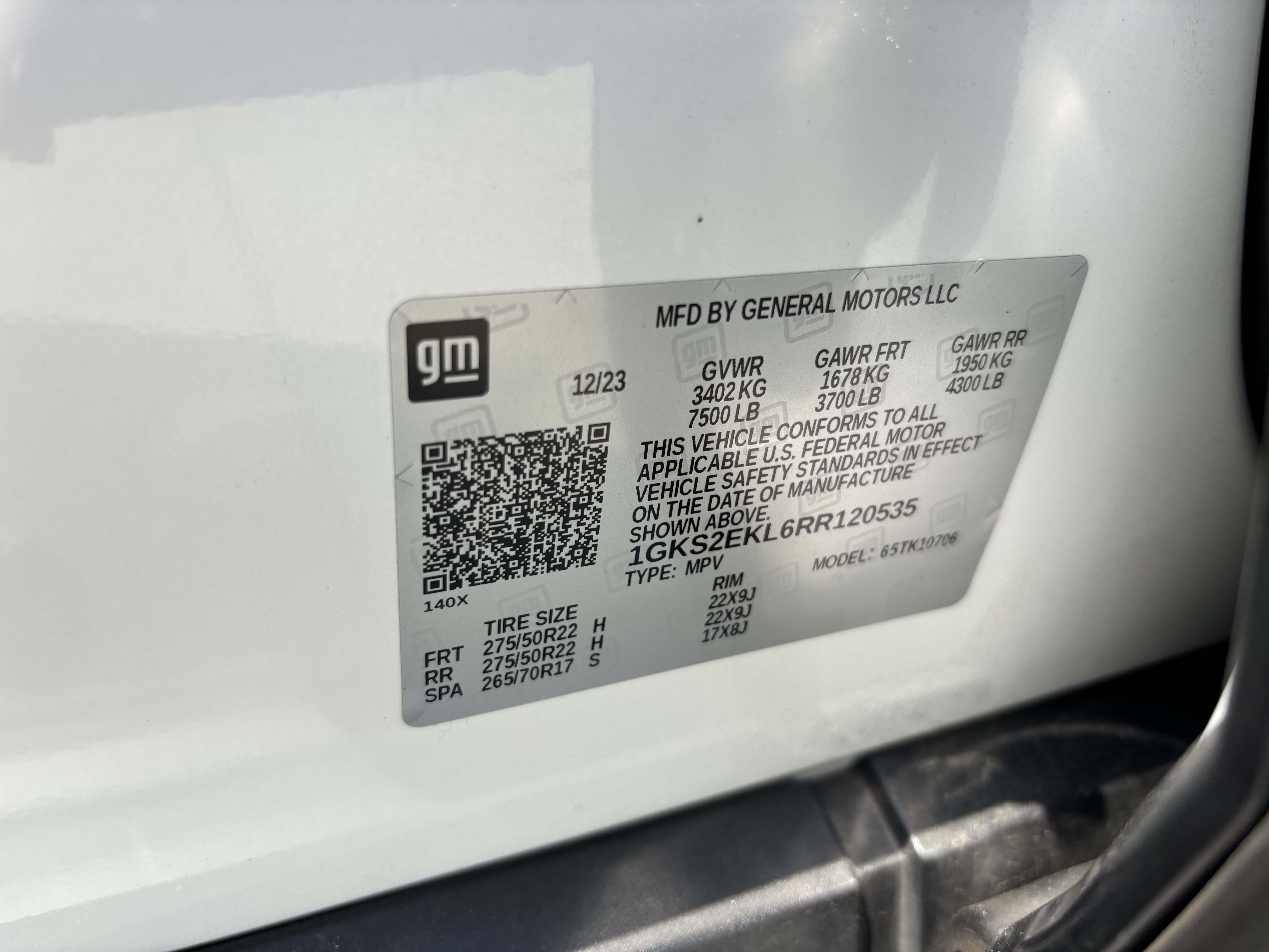 Used 2024 GMC Yukon Denali Ultimate AWD/4WD image 37