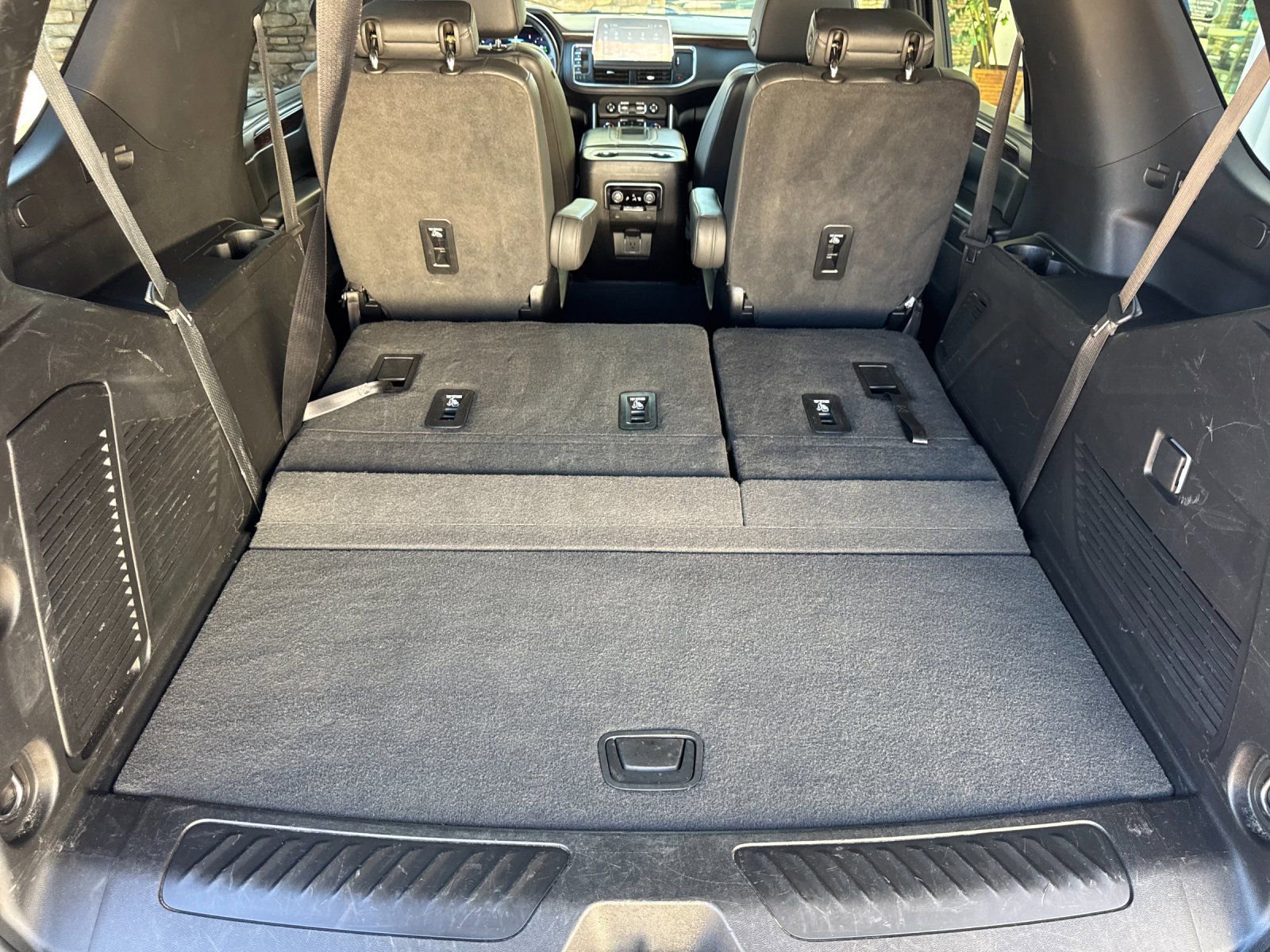 Used 2024 Chevrolet Tahoe LT image 18