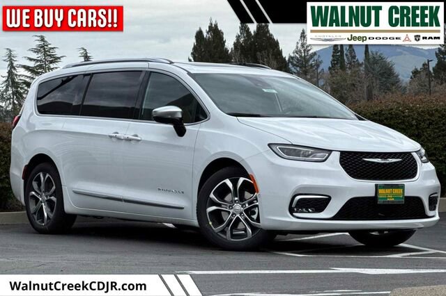 New 2026 Chrysler Pacifica Pinnacle image 1