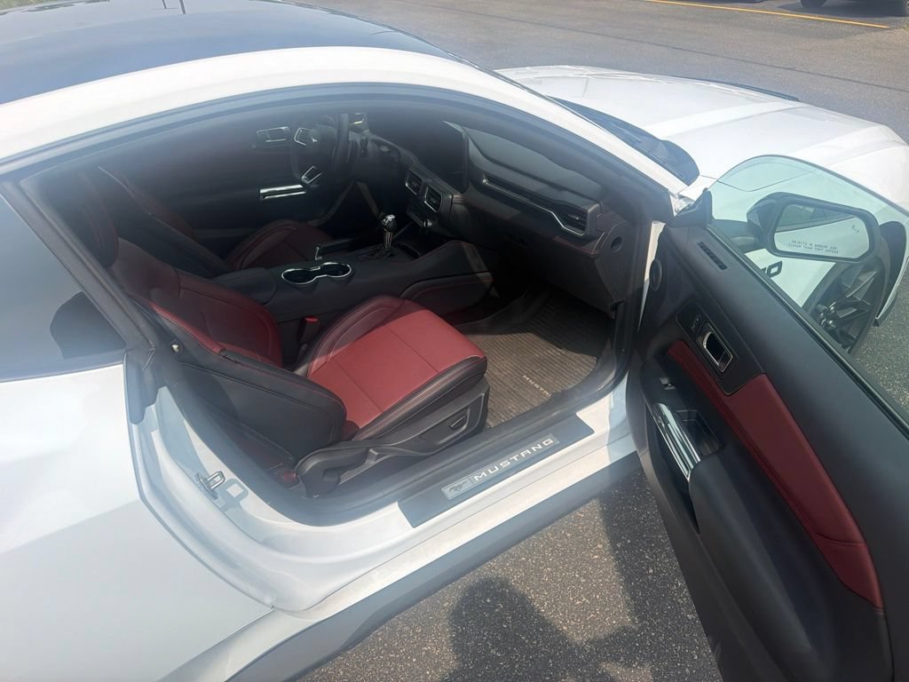 Used 2024 Ford Mustang GT Premium w/ GT Performance Package RWD image 15