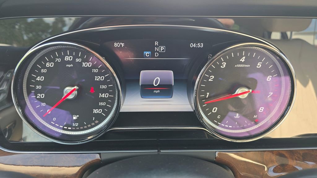 Used 2017 Mercedes-Benz E 300 4MATIC image 29