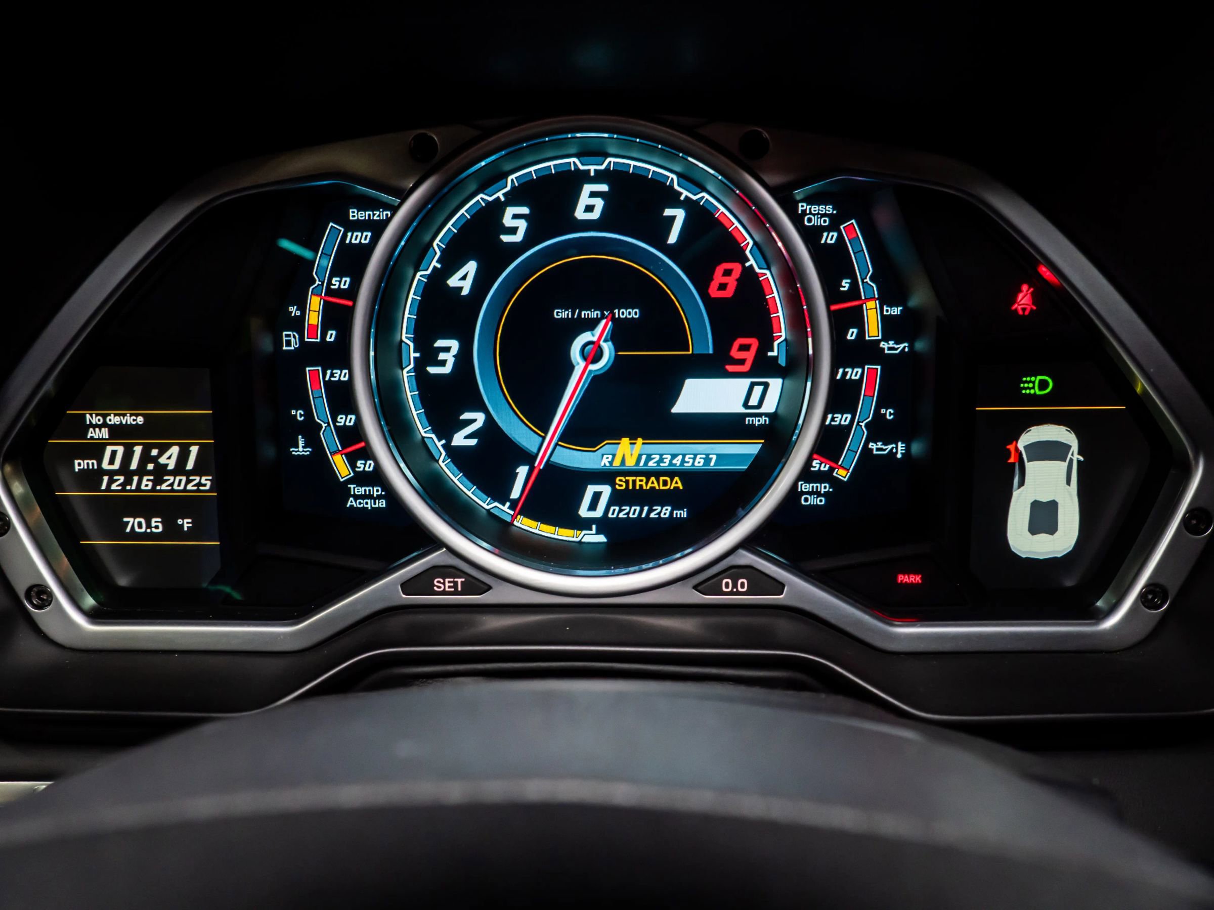 Used 2013 Lamborghini Aventador LP 700-4 image 21