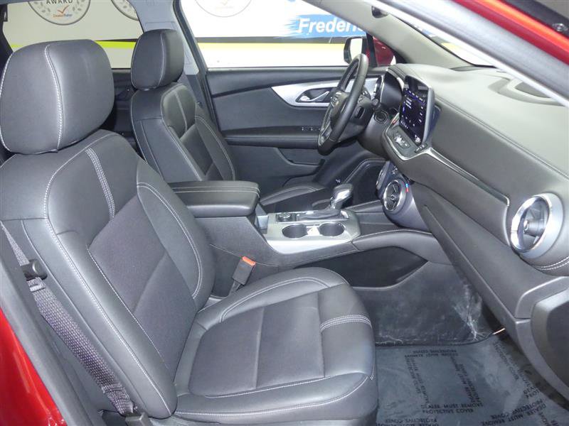Used 2023 Chevrolet Blazer LT AWD/4WD image 8