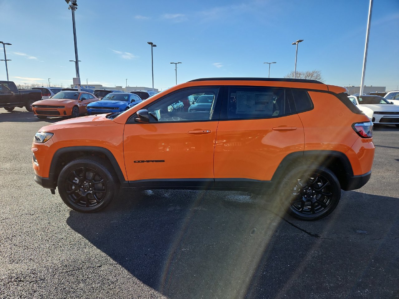 New 2026 Jeep Compass Latitude w/ Sun and Sound Group AWD/4WD image 4