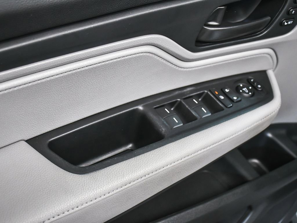 Used 2023 Honda Odyssey EX-L image 10