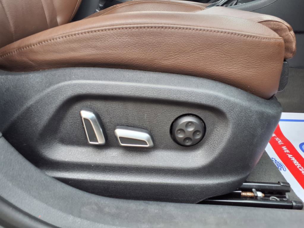 Used 2018 Audi Q3 2.0T Premium Plus w/ Premium Plus Package image 34