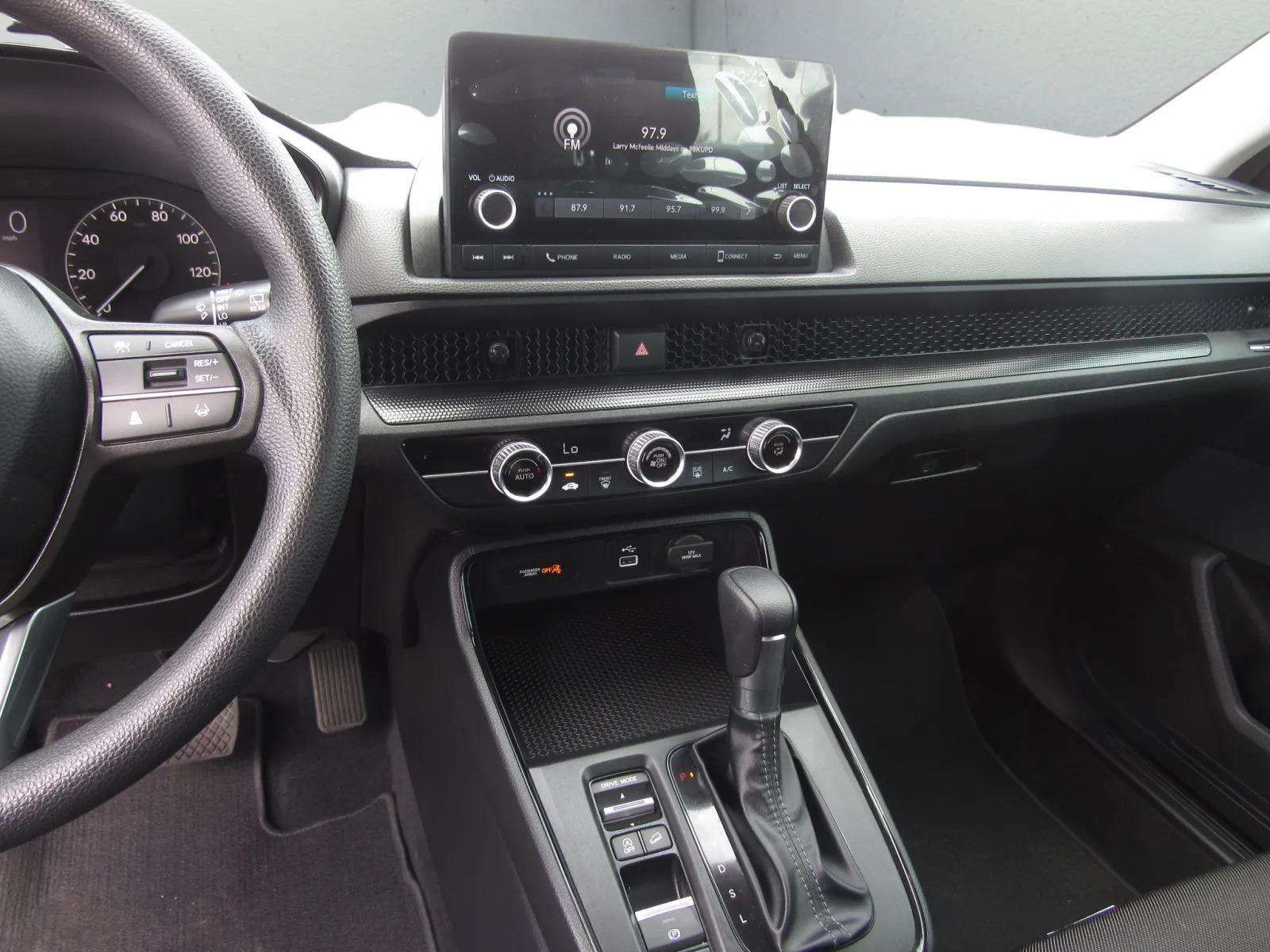 Used 2024 Honda CR-V LX image 16