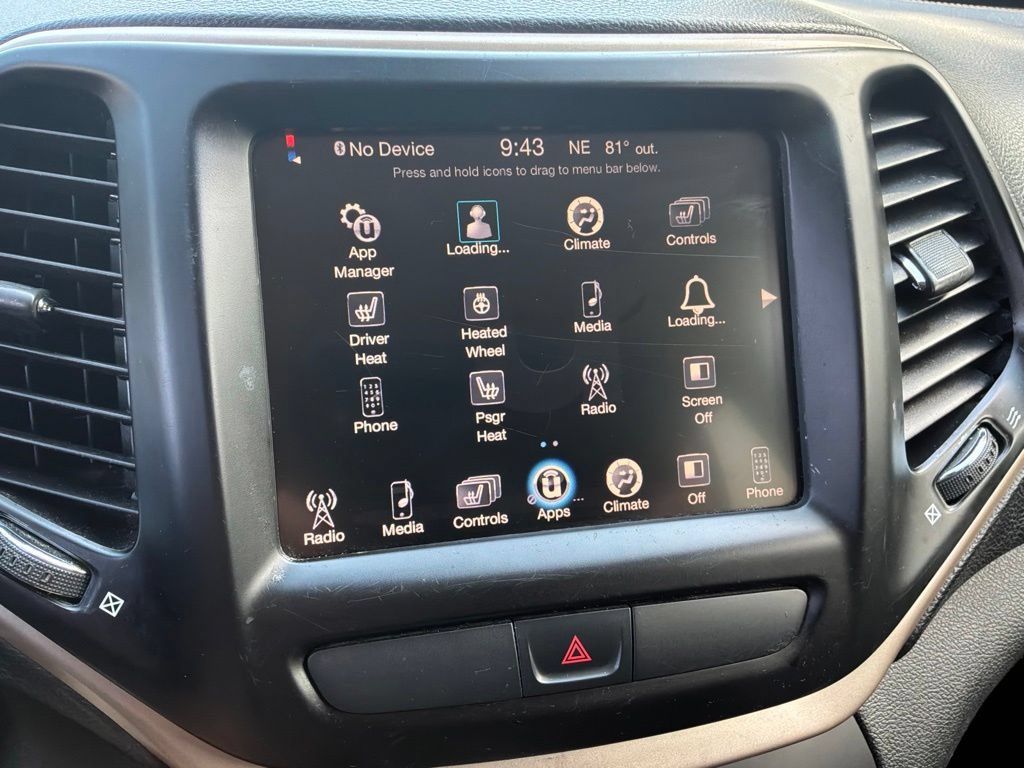 Used 2015 Jeep Cherokee Latitude w/ Cold Weather Group AWD/4WD image 24