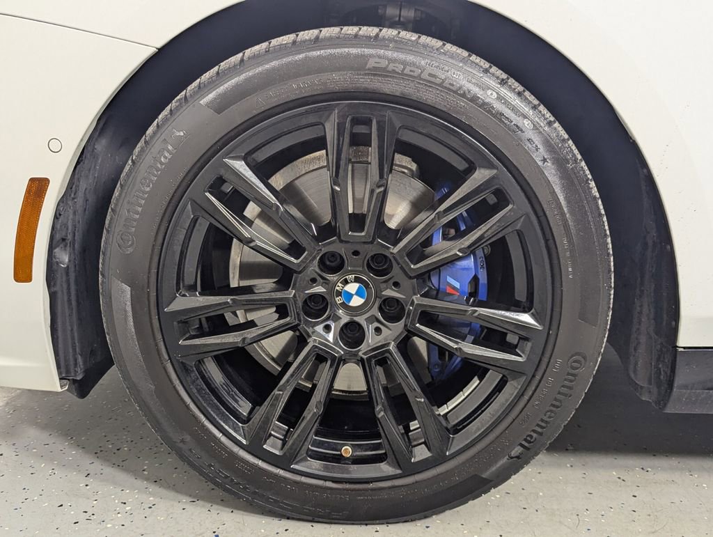 Used 2024 BMW 530i w/ M Sport Package image 11