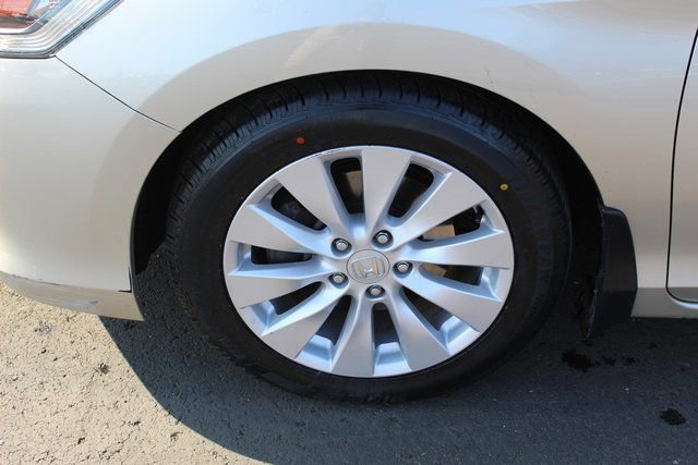 Used 2013 Honda Accord EX image 11