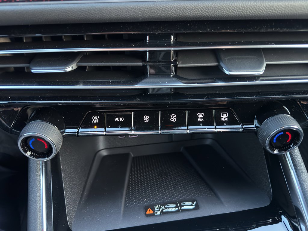 New 2026 Chevrolet Traverse RS w/ LPO, Floor Liner Package image 43