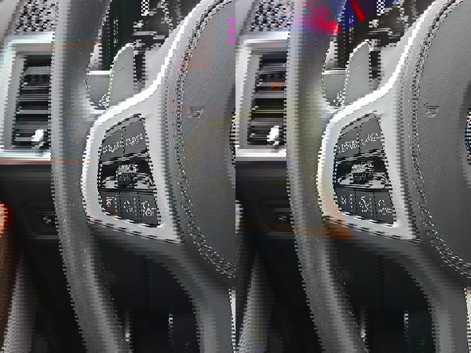 Certified 2024 BMW X5 xDrive40i w/ Executive Package image 21