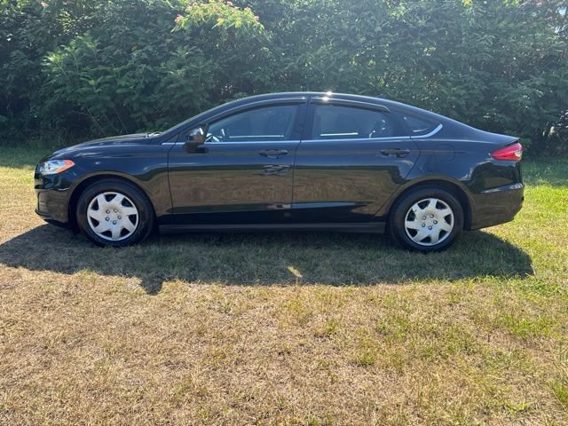 Used 2020 Ford Fusion S FWD image 5