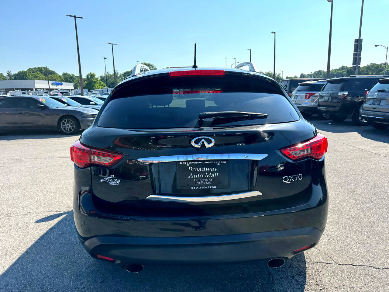 Used 2016 INFINITI QX70 AWD image 4