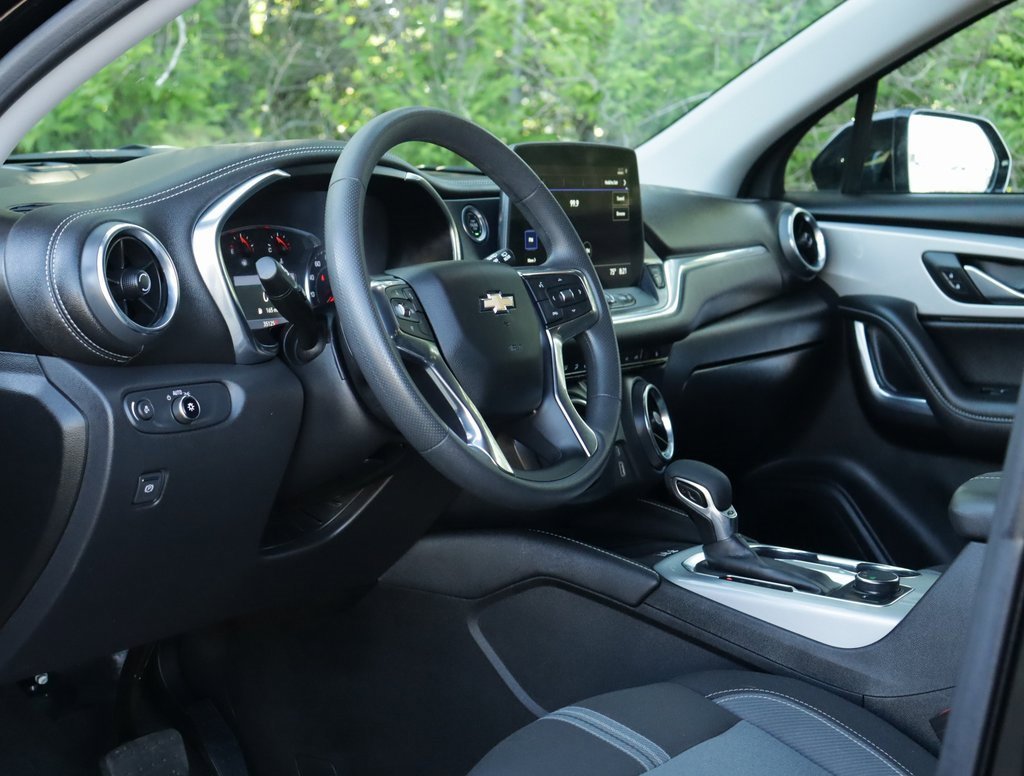 Used 2023 Chevrolet Blazer LT w/ Convenience Package image 9