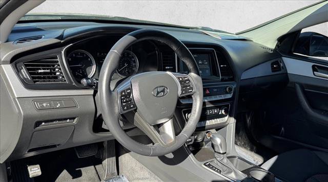 Used 2018 Hyundai Sonata SEL image 11