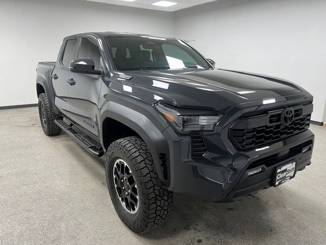 Used 2025 Toyota Tacoma TRD Off-Road w/ TRD Off Road Upgrade Package image 2