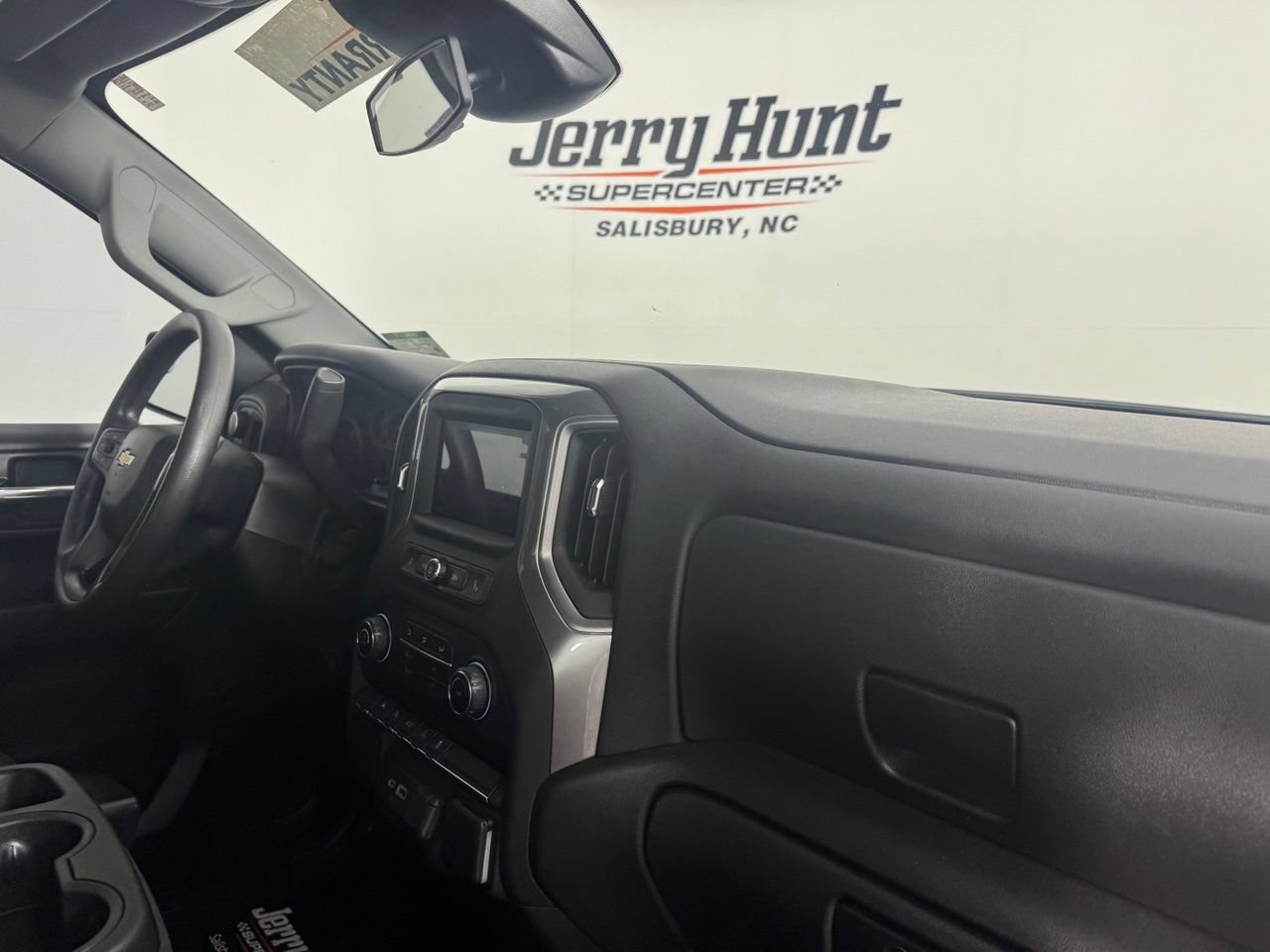 Used 2025 Chevrolet Silverado 1500 Custom AWD/4WD image 34