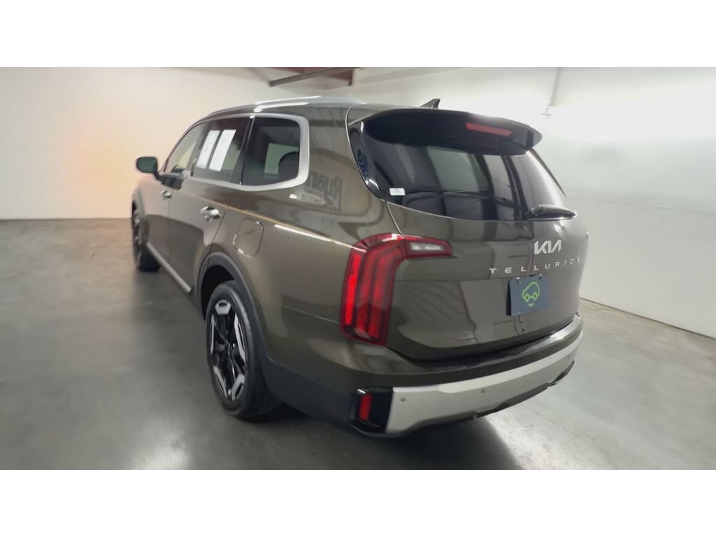 Used 2024 Kia Telluride S w/ S Sunroof Package FWD image 7