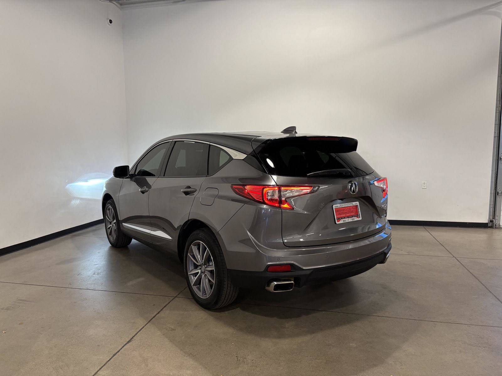 Used 2024 Acura RDX w/ Technology Package AWD/4WD image 6
