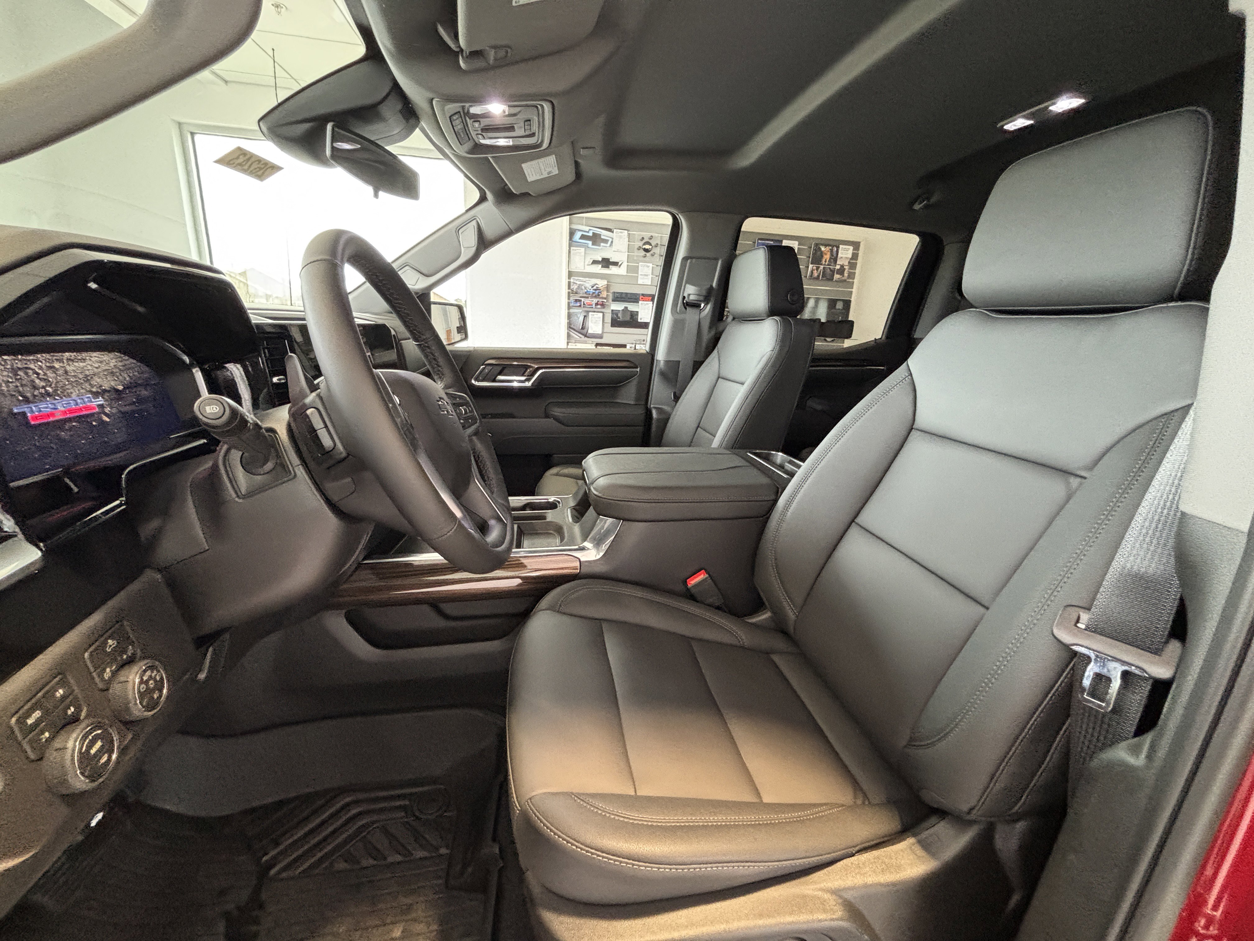 New 2026 Chevrolet Silverado 1500 LT Trail Boss w/ Convenience Package II image 8