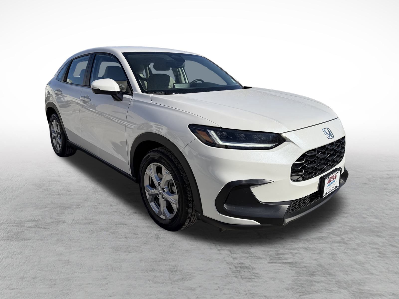 Used 2025 Honda HR-V LX image 3