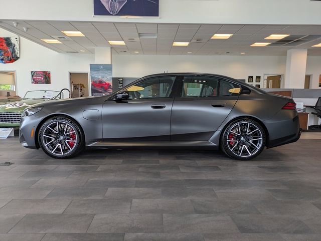 New 2026 BMW M5 AWD/4WD image 8
