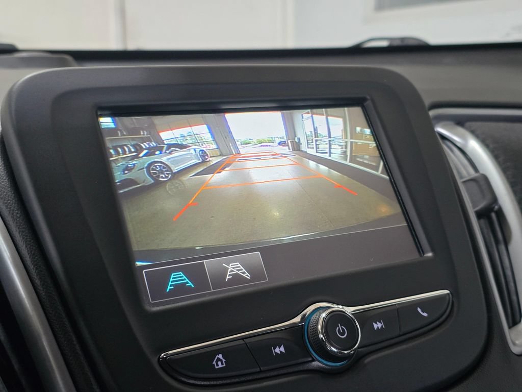 Used 2017 Chevrolet Malibu LS FWD image 13