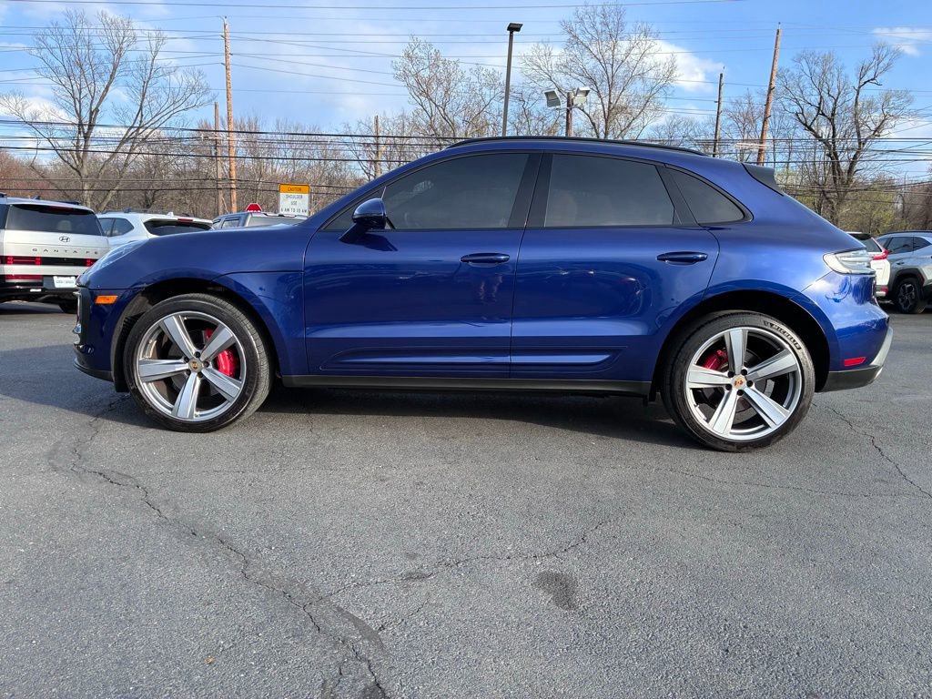 Used 2023 Porsche Macan S AWD/4WD image 4