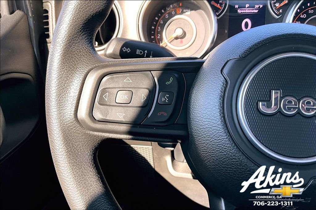 Used 2023 Jeep Gladiator Sport image 9