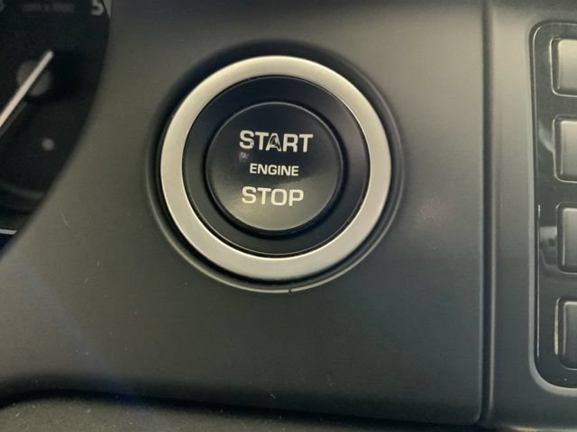 Used 2018 Land Rover Discovery Sport HSE AWD/4WD image 17