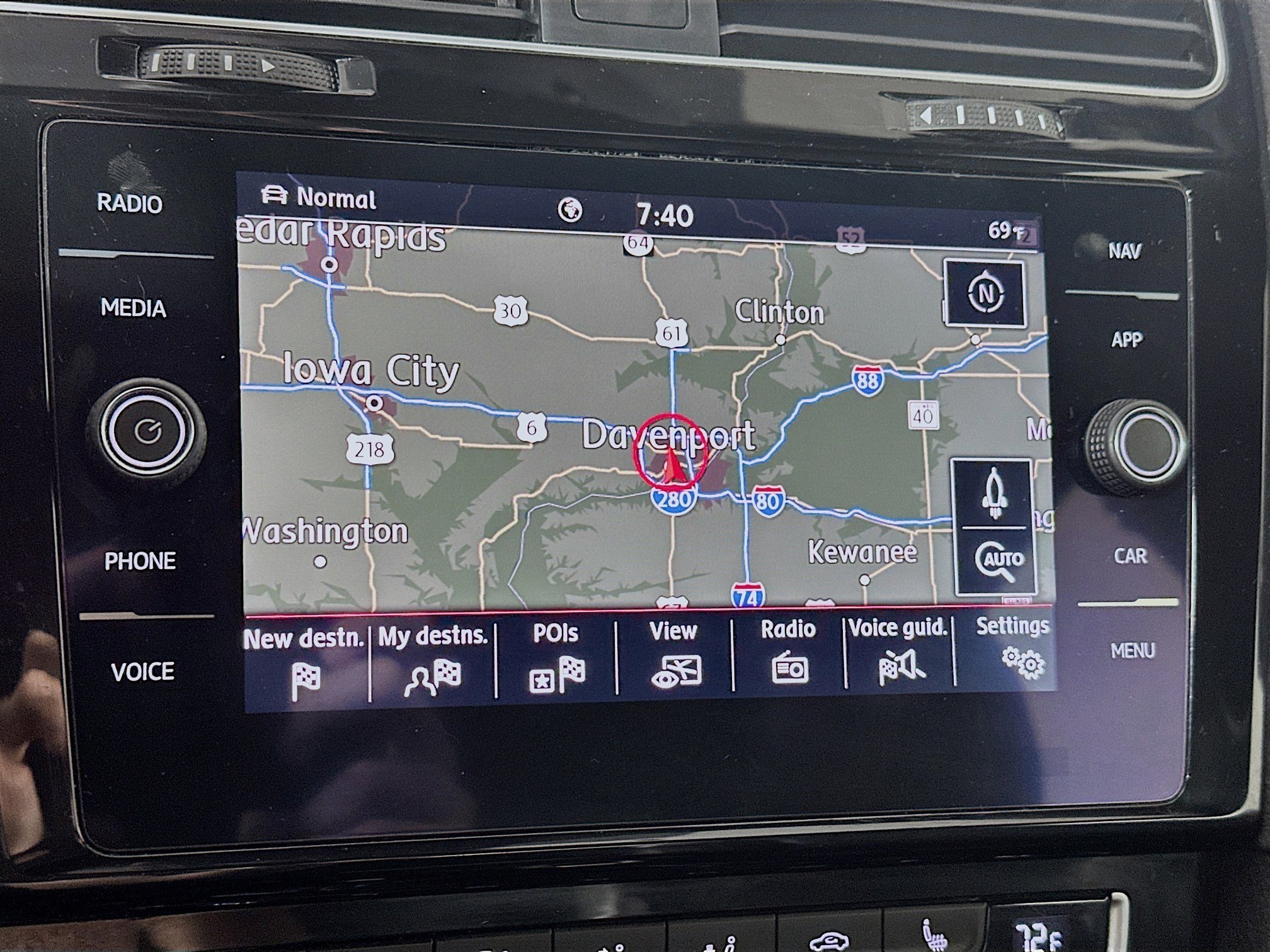Used 2020 Volkswagen GTI 4-Door FWD image 13