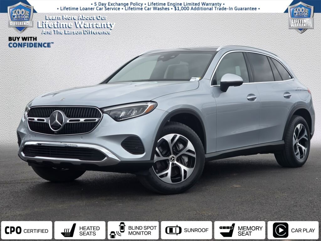 Used 2025 Mercedes-Benz GLC 350e 4MATIC image 1