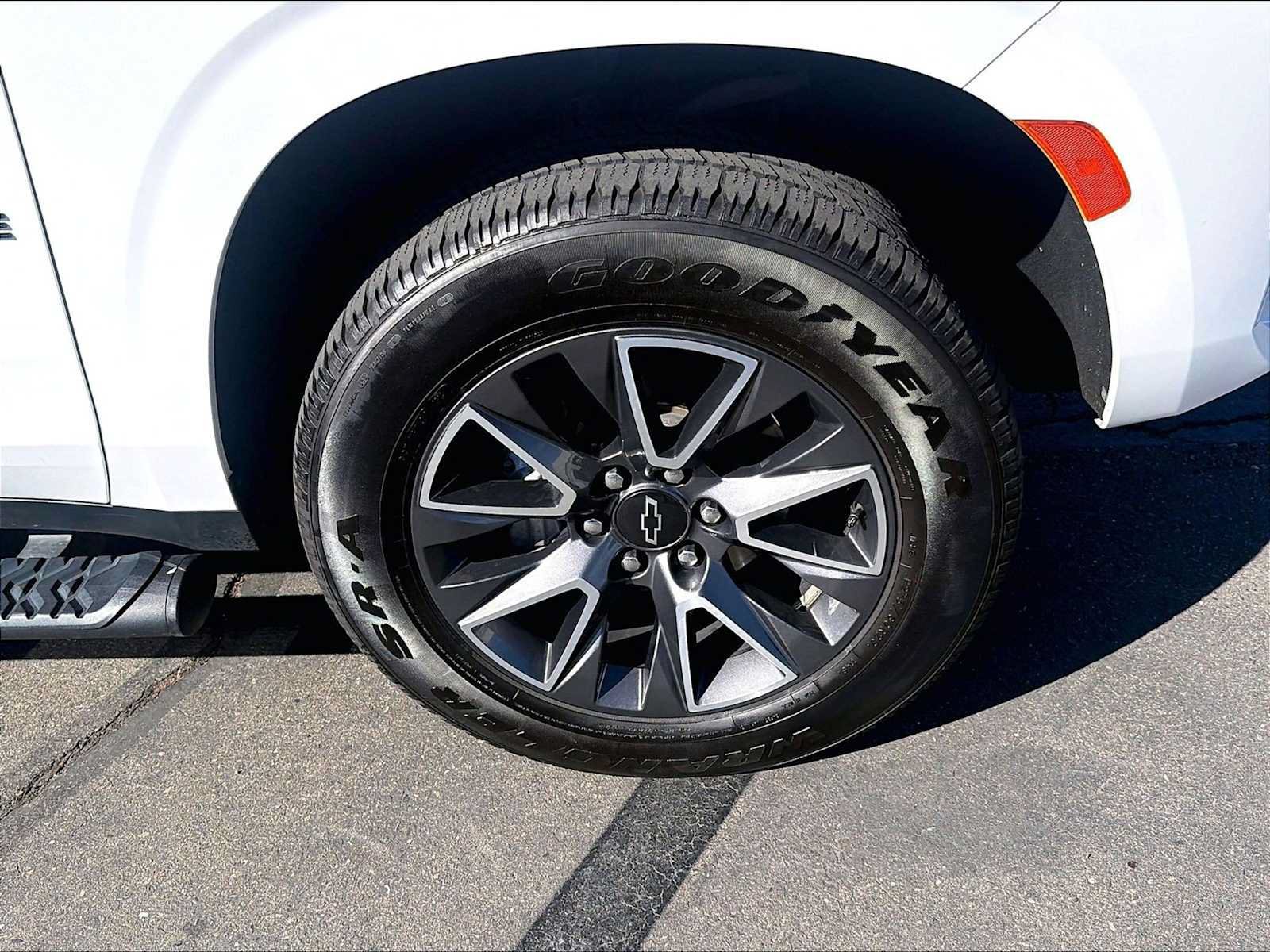 Used 2021 Chevrolet Tahoe Z71 AWD/4WD image 12