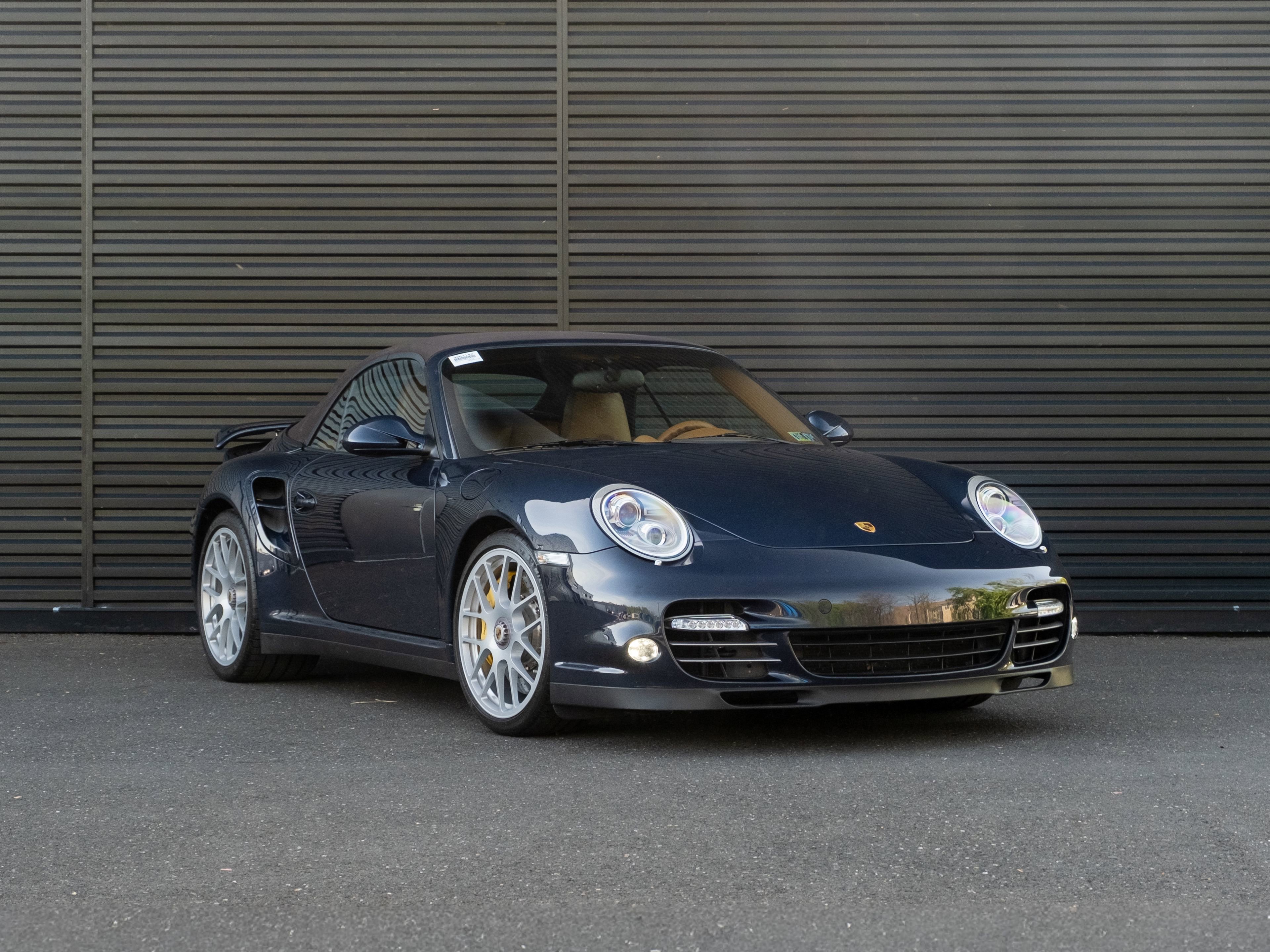 Used 2011 Porsche 911 Turbo S AWD/4WD image 10