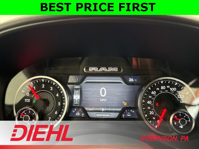 New 2026 RAM 1500 4x4 Crew Cab image 28